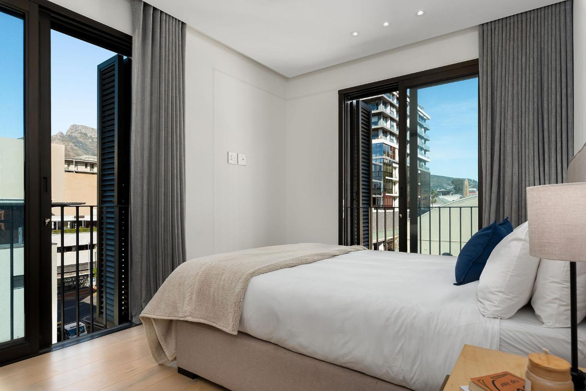 Old Cape Quarter 2 Bedroom Apartments Кейптаун Екстериор снимка
