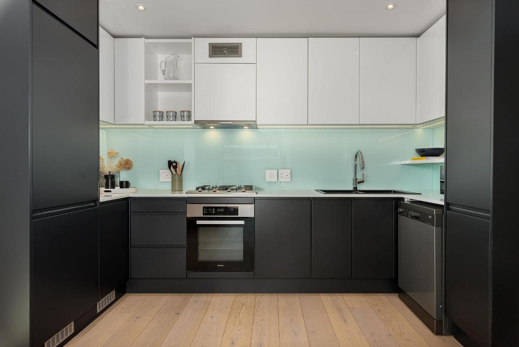 Old Cape Quarter 2 Bedroom Apartments Кейптаун Екстериор снимка